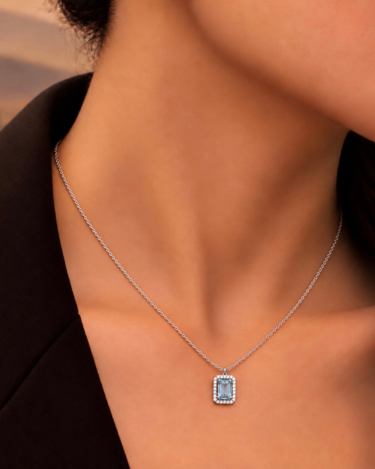 Nova Pendant Necklace